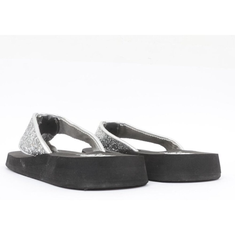 Yellow Box Feliks Women's 9M Glimmering Silver‎ Glitter Flip Flop Thong Sandal - Picture 6 of 7
